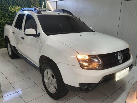 RENAULT DUSTER OROCH 1.6 16V SCE FLEX EXPRESS MANUAL RENAULT DUSTER OROCH 1.6 16V SCE FLEX EXPRESS MANUAL